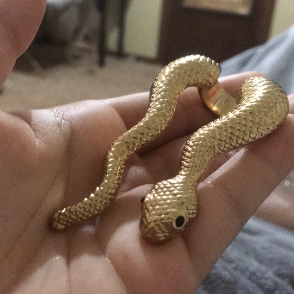 Snake ring